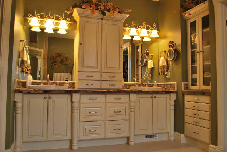 Custom Bathroom Cabinets